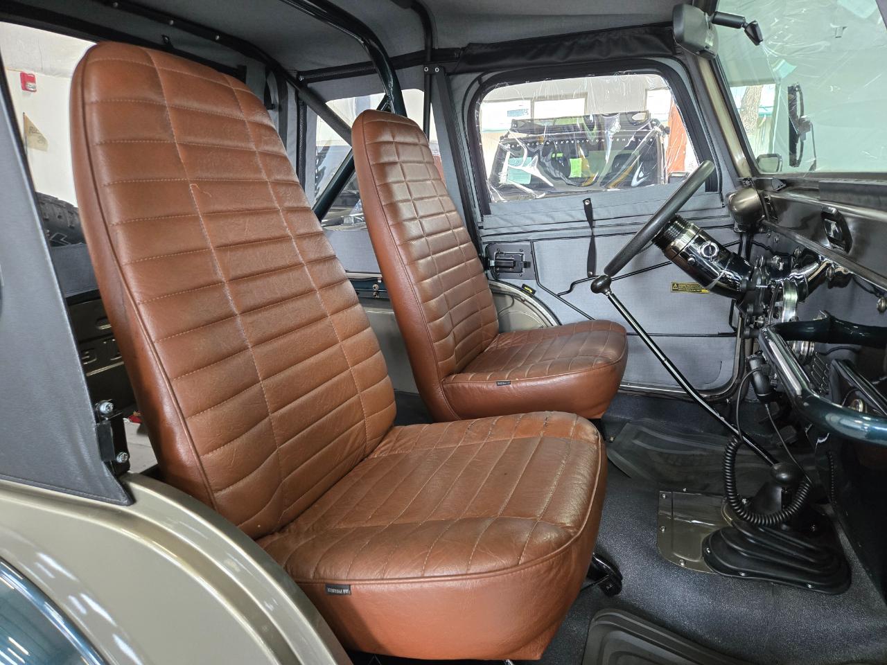 Jeep CJ-5  1977