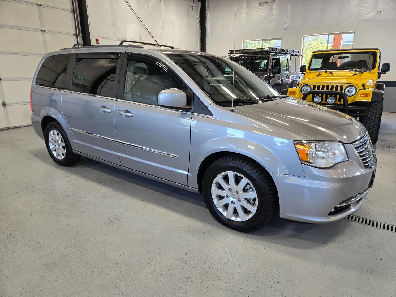 Chrysler Town & Country 4dr Wgn Touring 2016