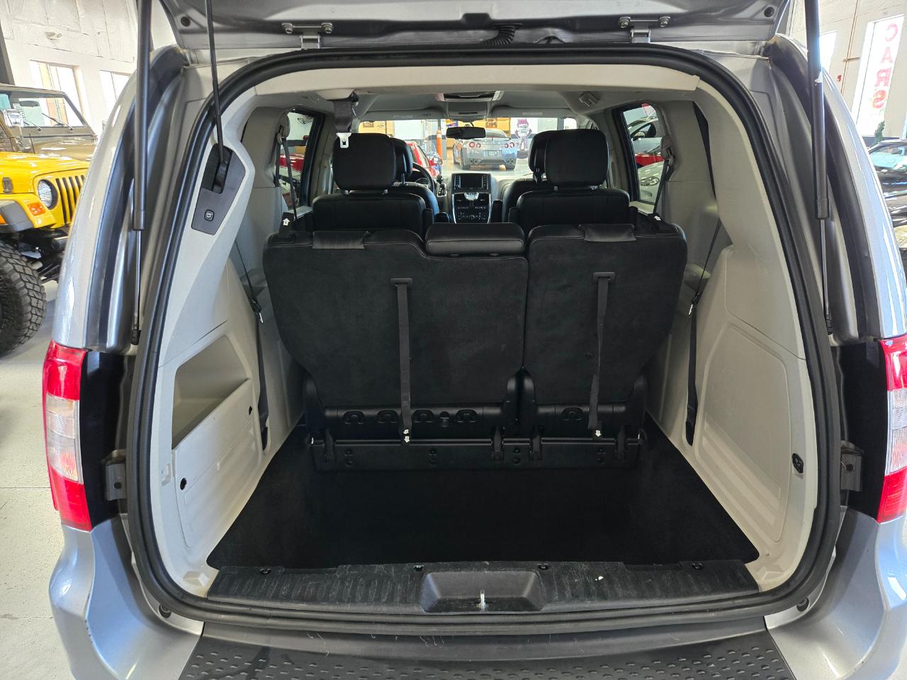Chrysler Town & Country 4dr Wgn Touring 2016