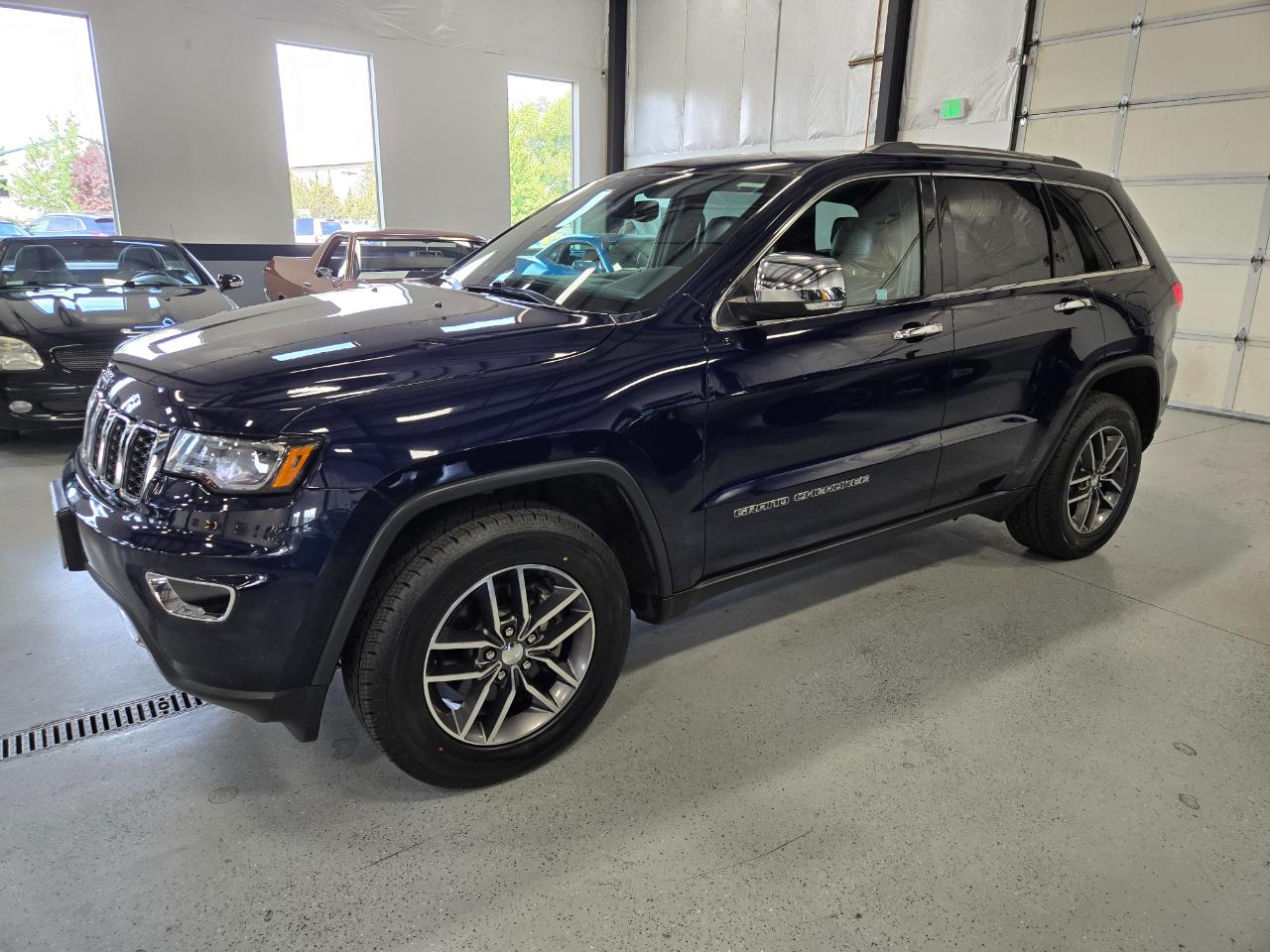 Jeep Grand Cherokee Limited 4D SUV 4WD 2017