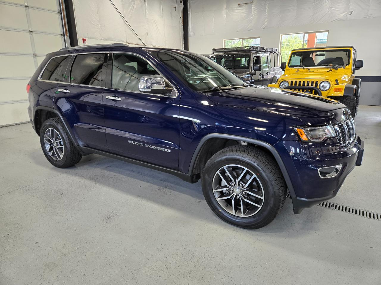 Jeep Grand Cherokee Limited 4D SUV 4WD 2017