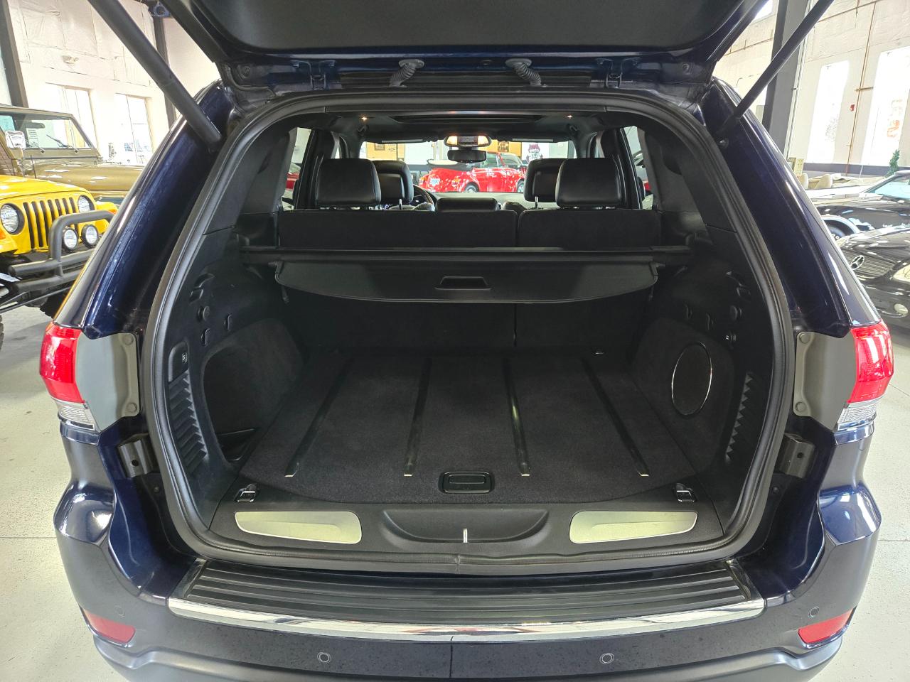 Jeep Grand Cherokee Limited 4D SUV 4WD 2017