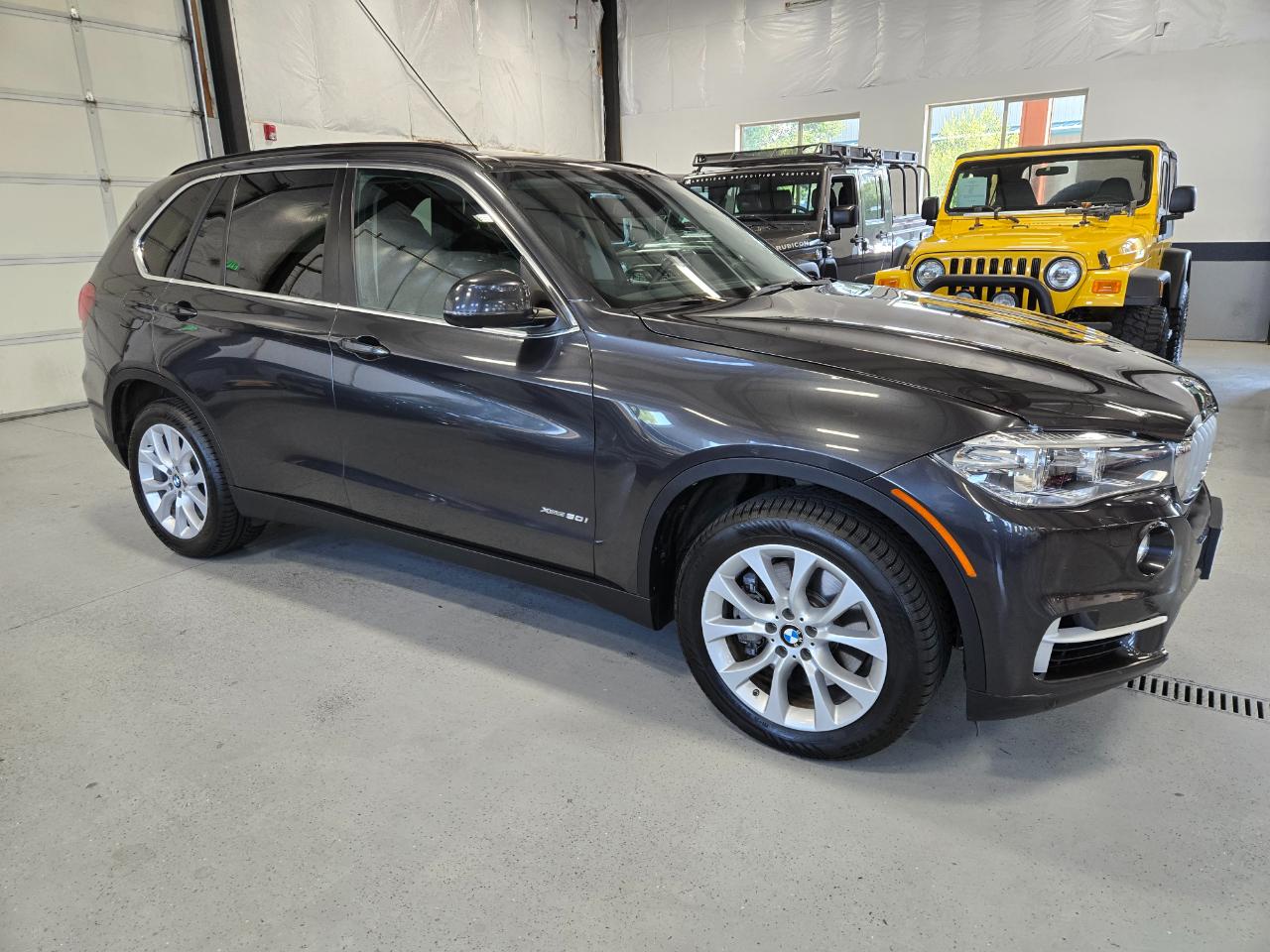 BMW X5 AWD 4dr xDrive50i 2016
