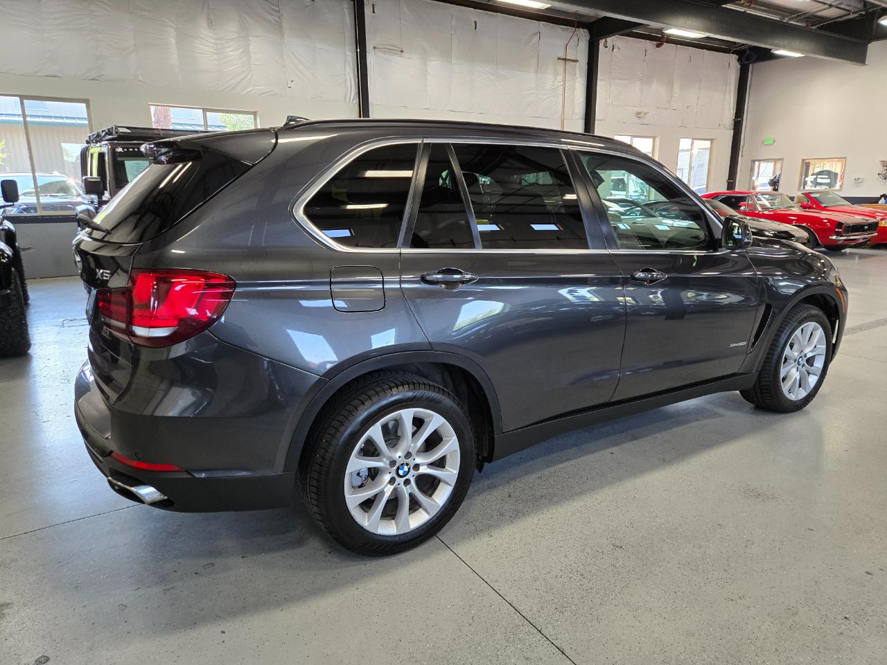 BMW X5 AWD 4dr xDrive50i 2016