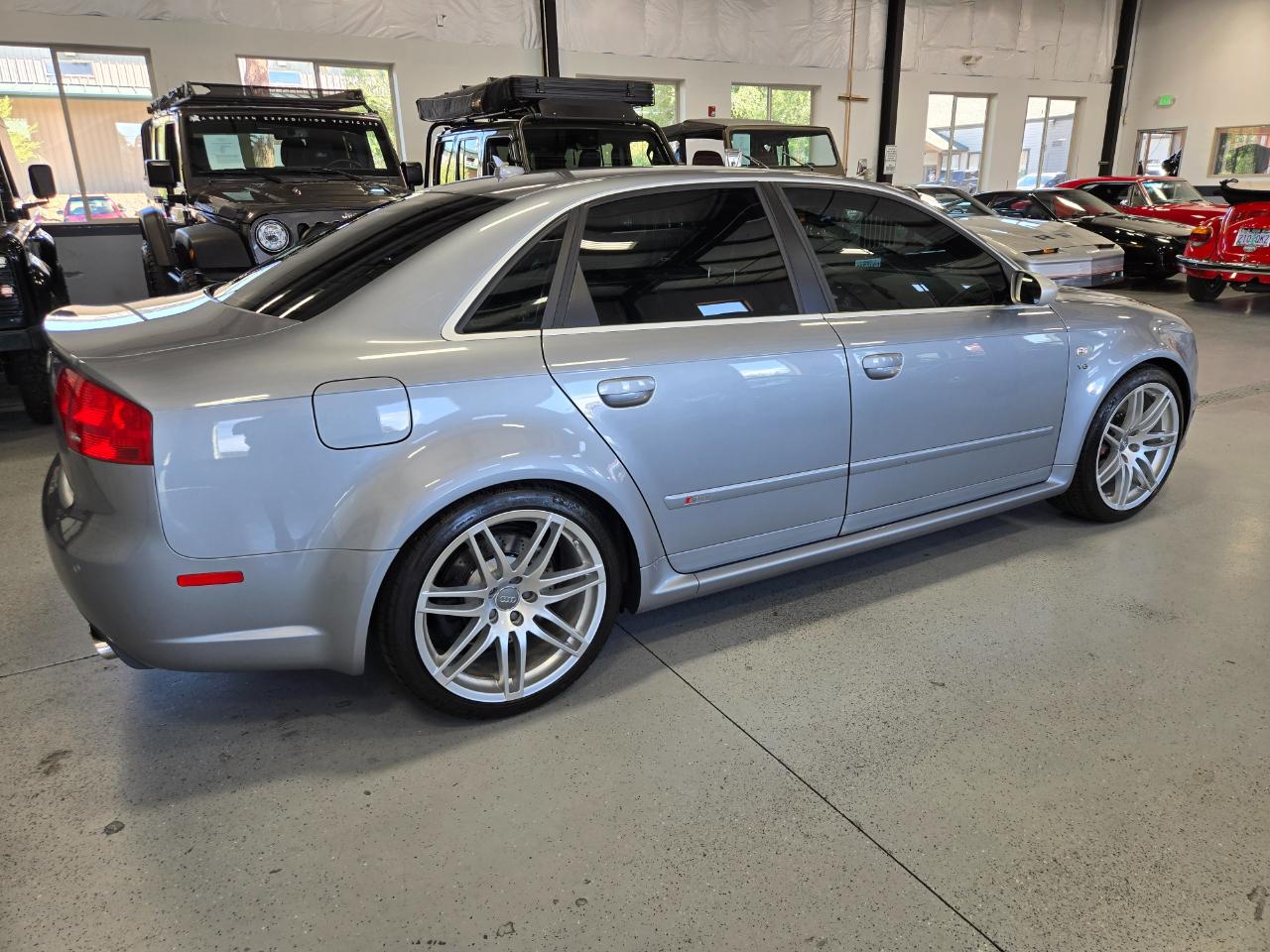 Audi RS 4 4dr Sdn 2007