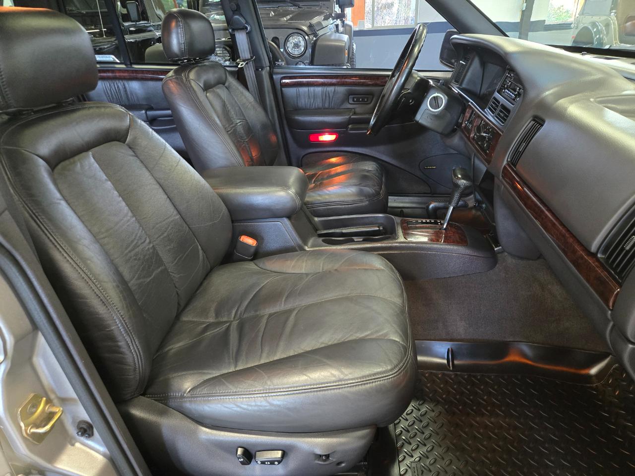 Jeep Grand Cherokee 4dr Limited 4WD 5.9 1998