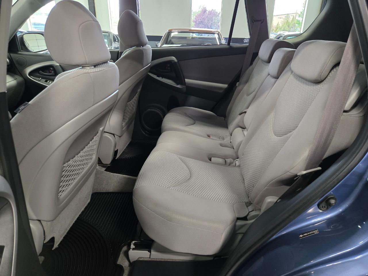 Toyota RAV4 Limited 4D SUV FWD 2008