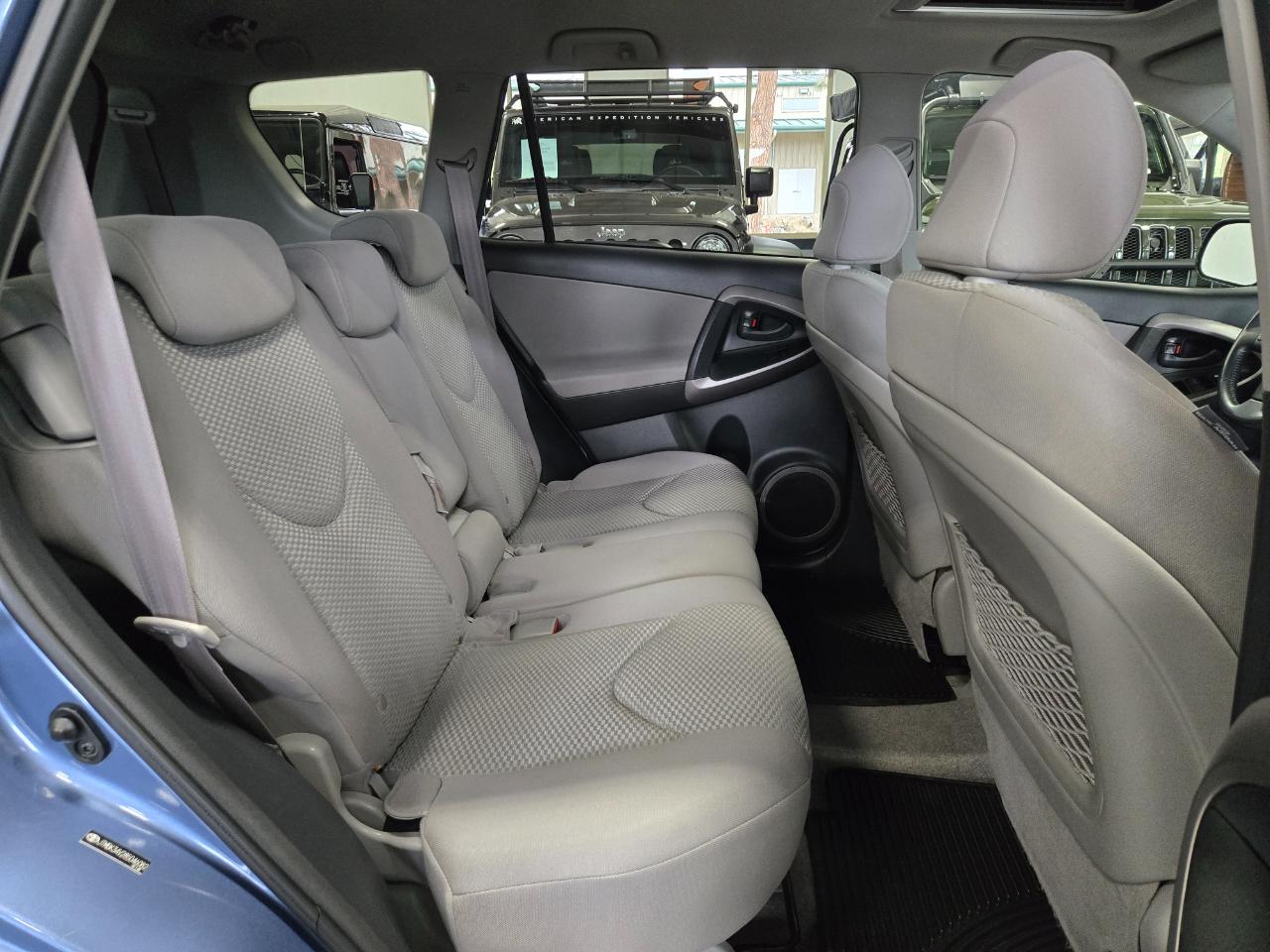 Toyota RAV4 Limited 4D SUV FWD 2008