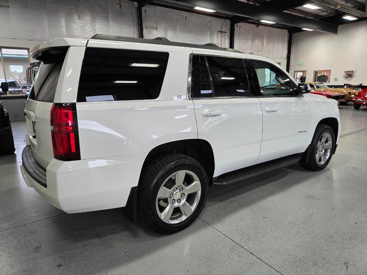 Chevrolet Tahoe 4WD 4dr LT 2020