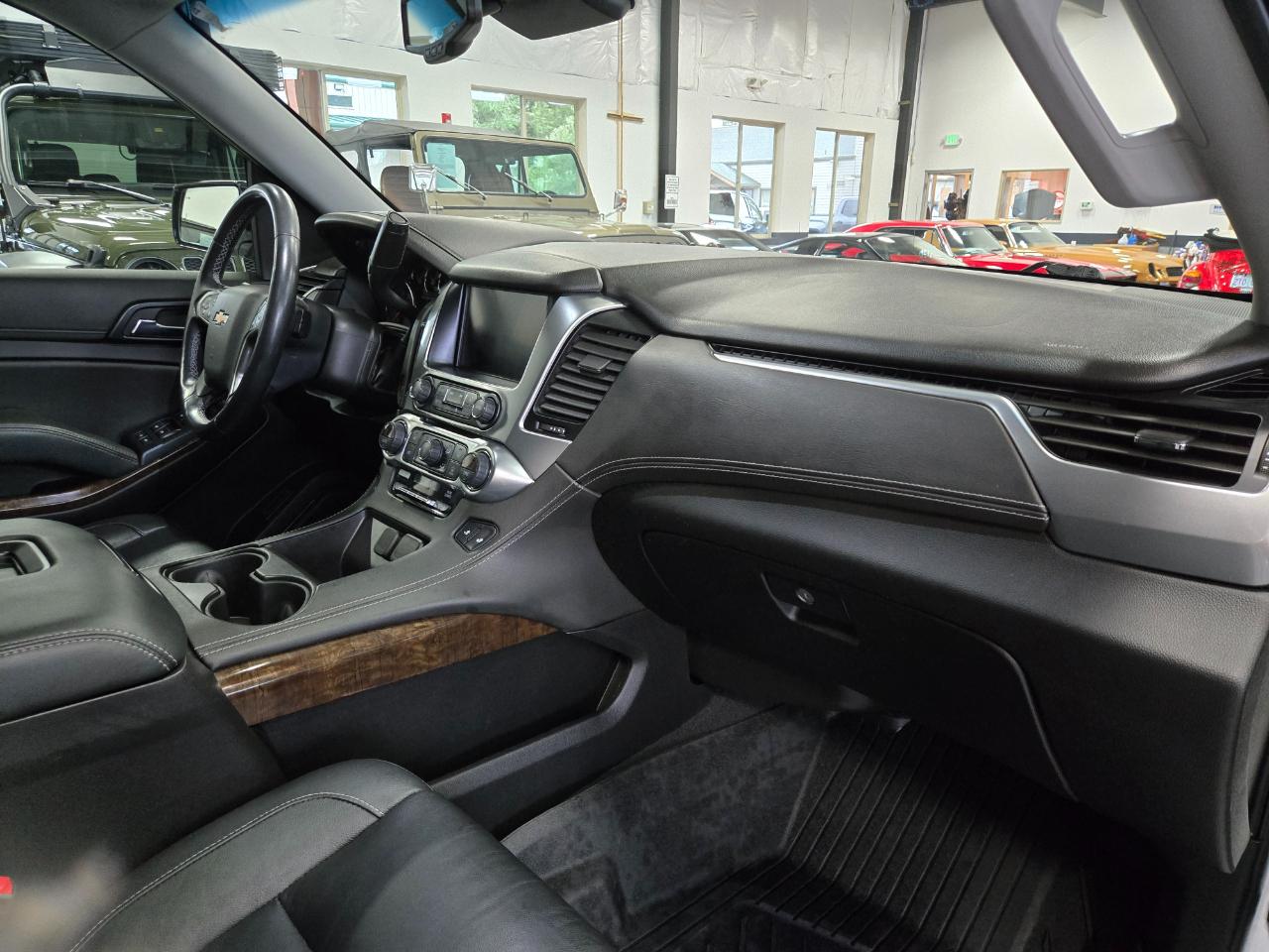 Chevrolet Tahoe 4WD 4dr LT 2020
