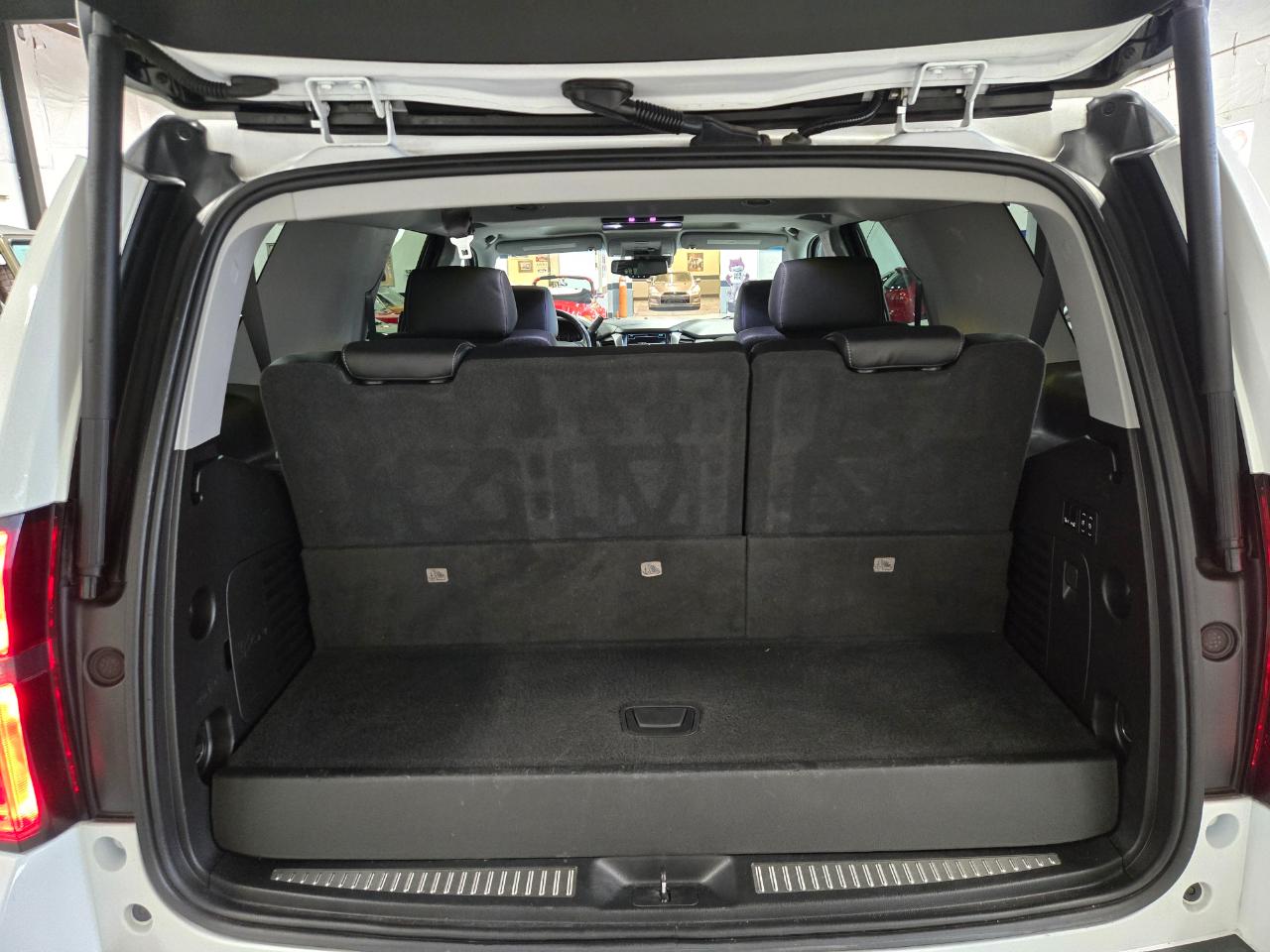 Chevrolet Tahoe 4WD 4dr LT 2020