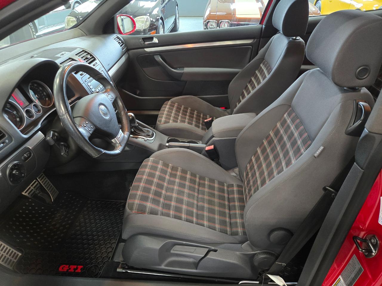 Volkswagen New GTI 2dr HB 2.0T DSG 2006