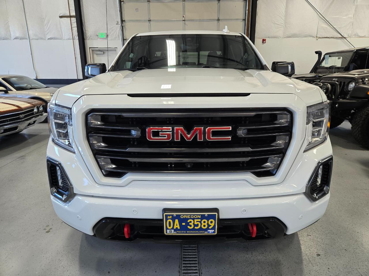 GMC Sierra 1500 4WD Crew Cab 157" AT4 2021
