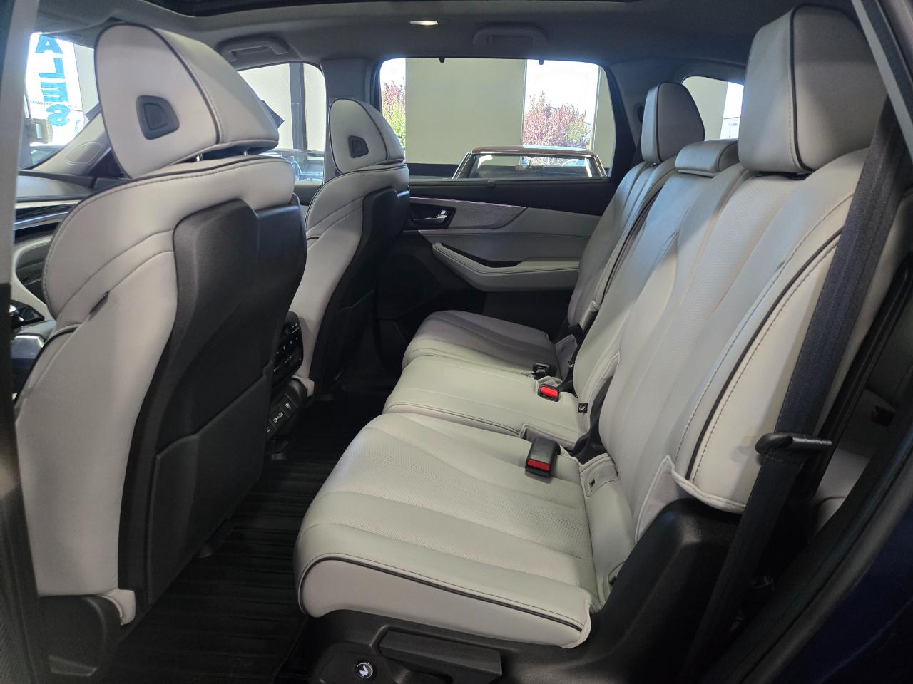 Acura MDX SH-AWD w/Advance Package 2022