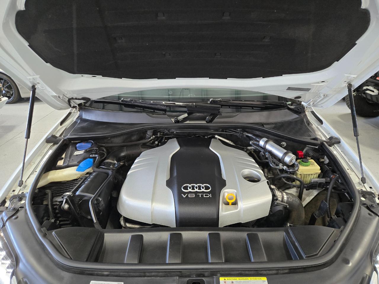 Audi Q7 quattro 4dr 3.0L TDI Prestige 2015