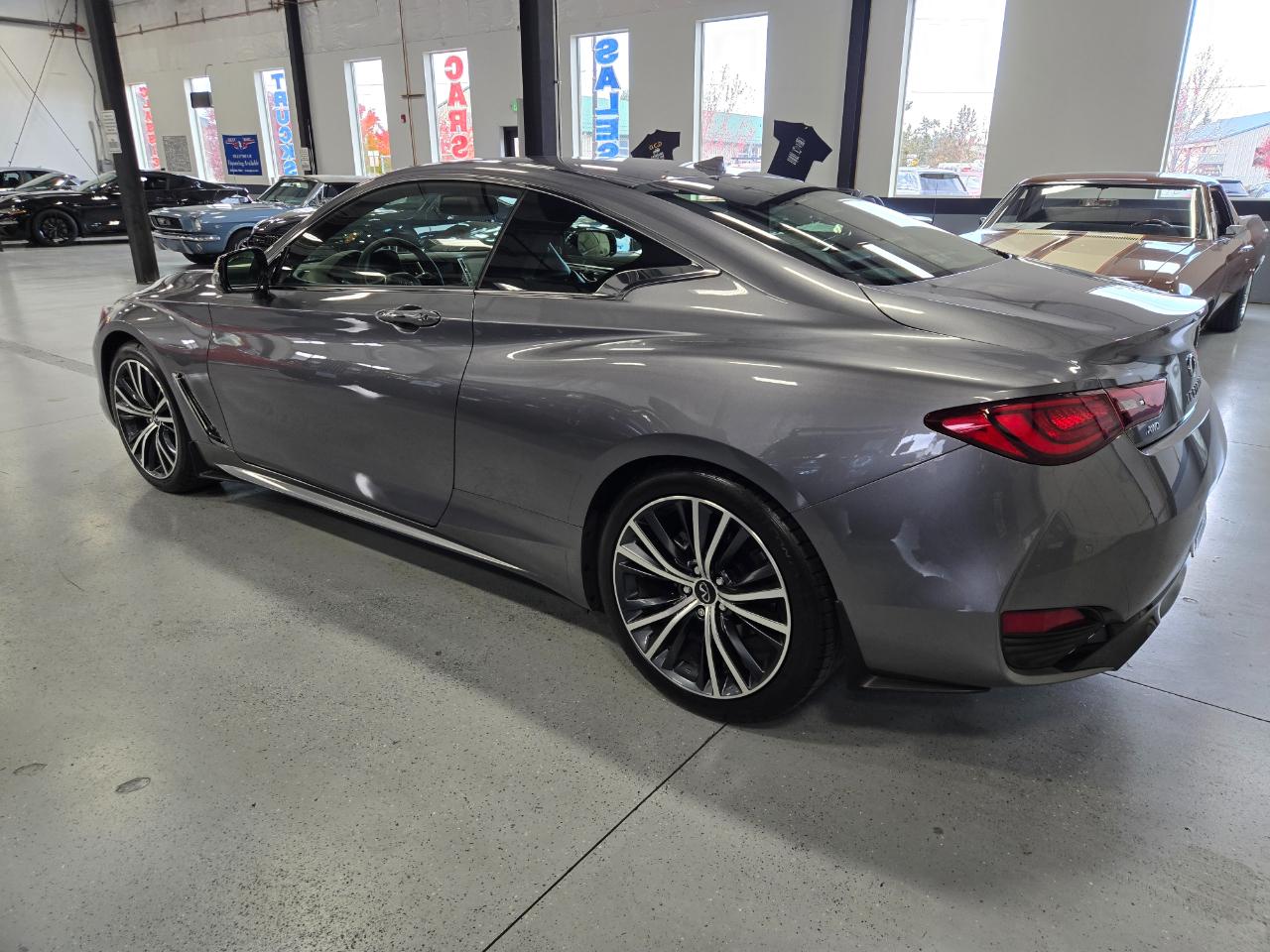 Infiniti Q60 3.0t LUXE AWD 2021