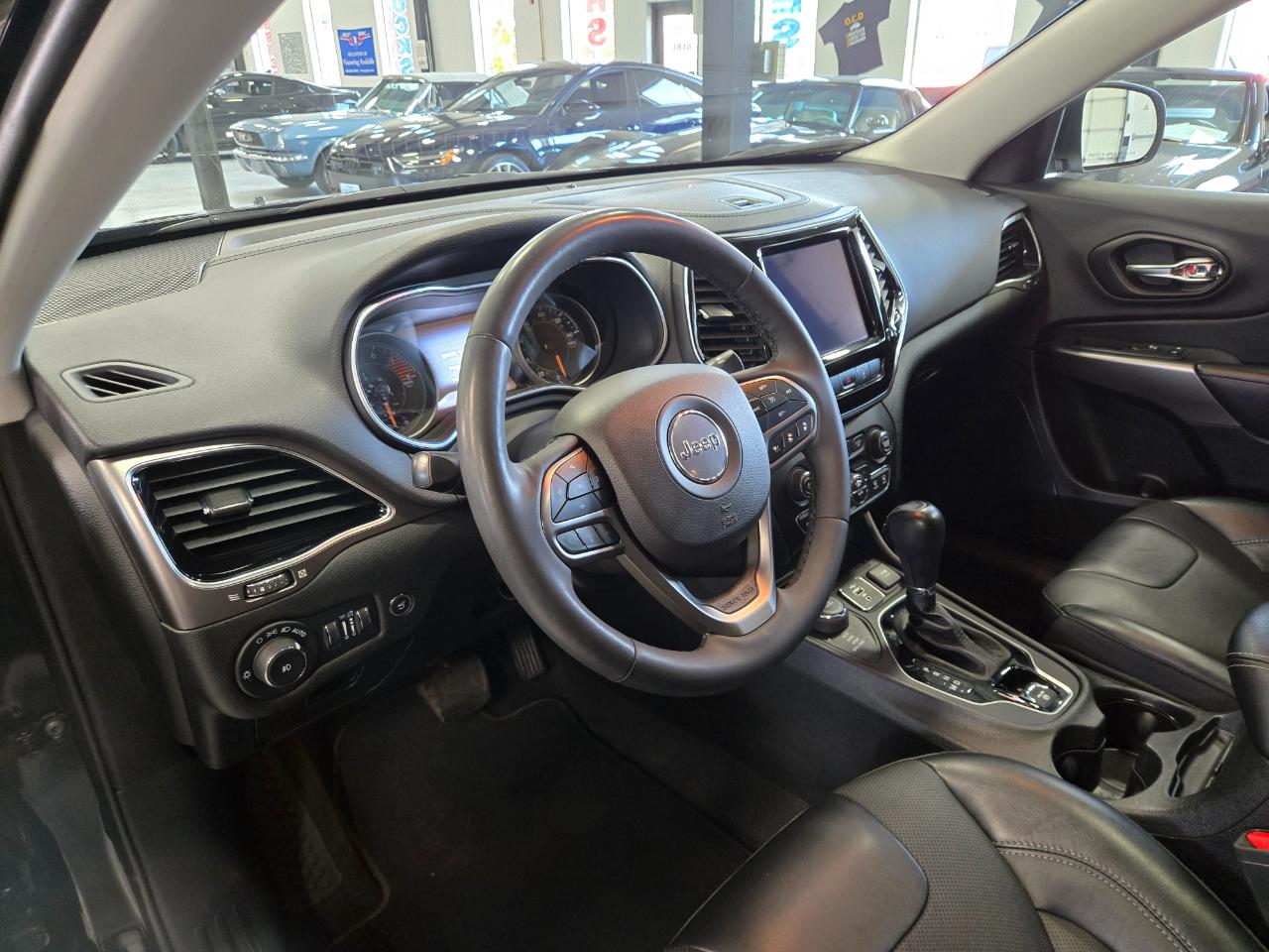 Jeep Cherokee Limited 4D SUV 4WD 2022