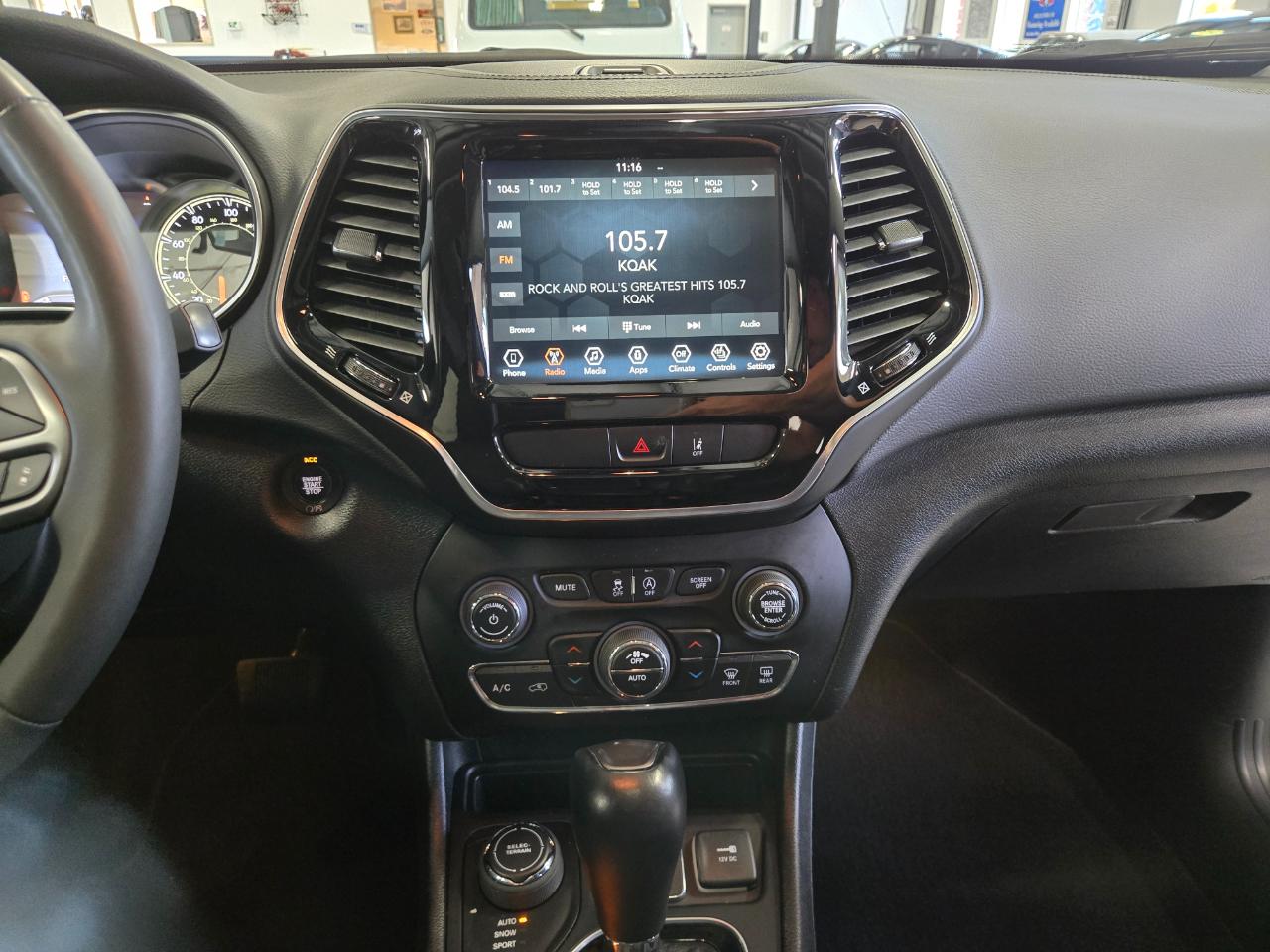 Jeep Cherokee Limited 4D SUV 4WD 2022