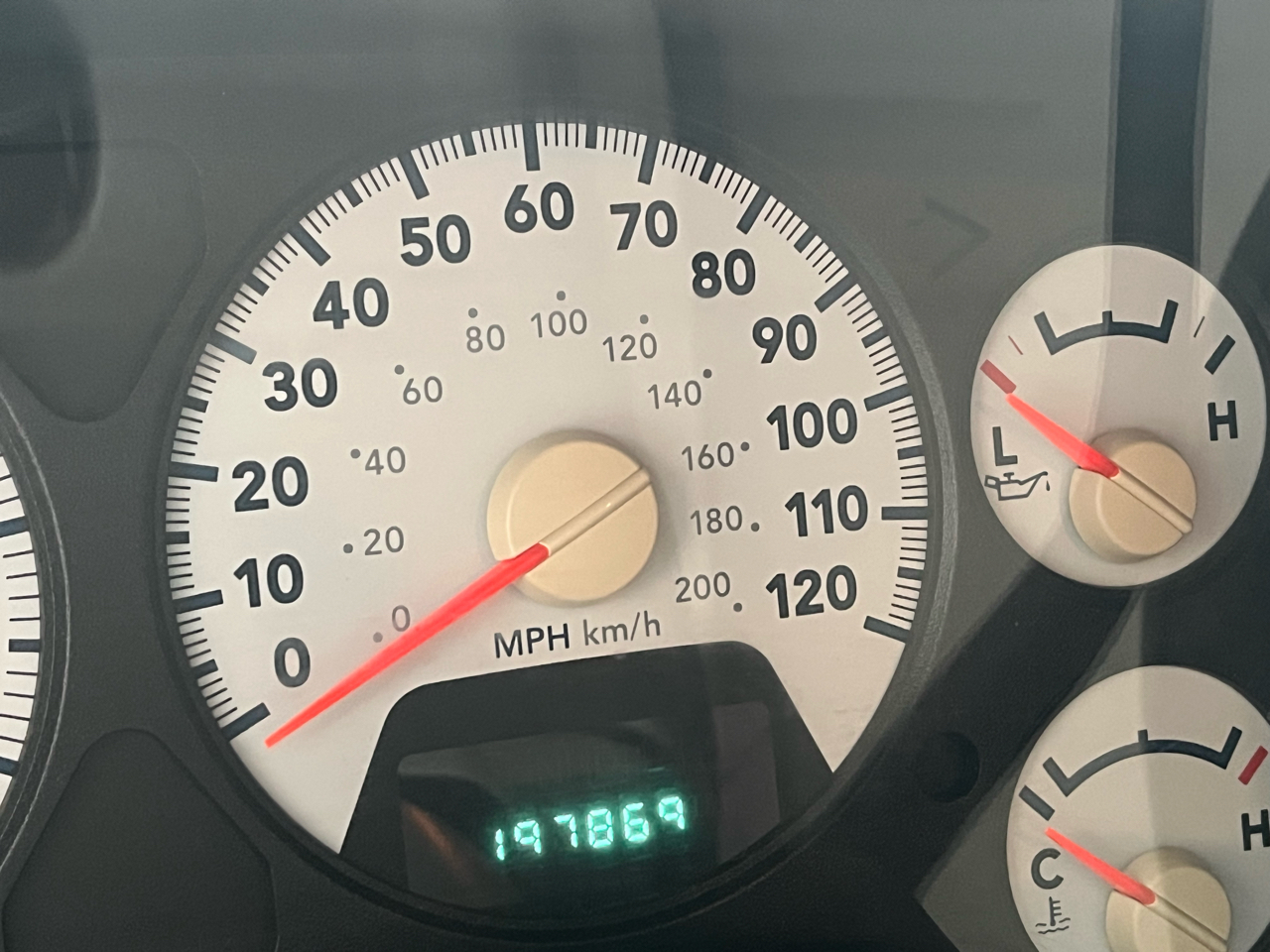 Dodge Ram 1500 ST Quad Cab 2WD 2008