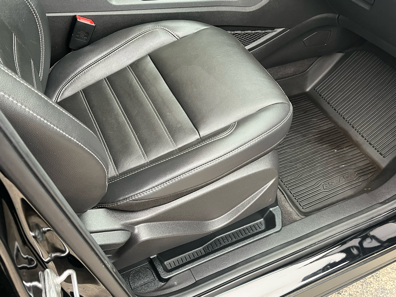 Ford Escape SEL 4WD 2018