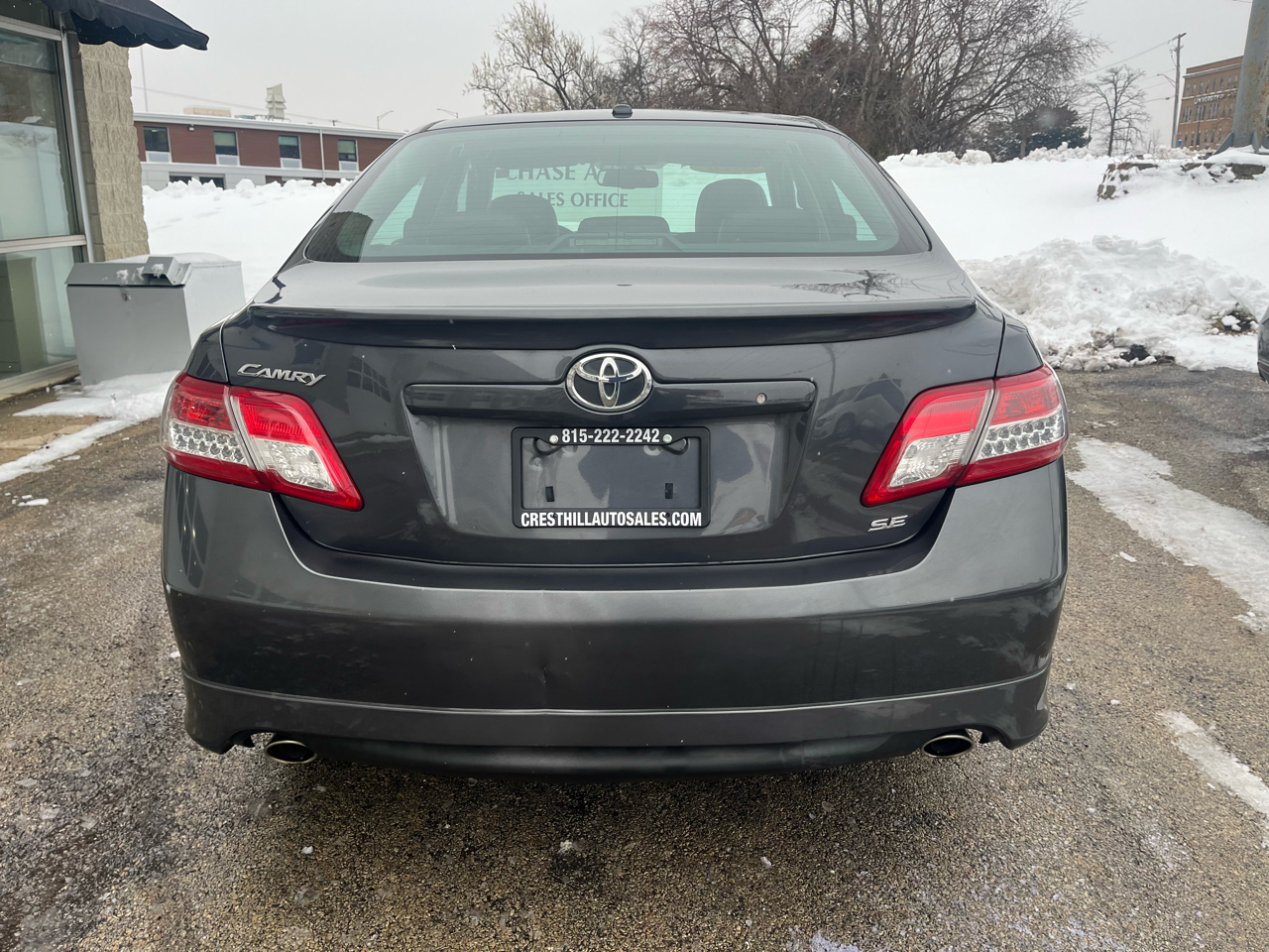 Toyota Camry SE V6 6-Spd AT 2010