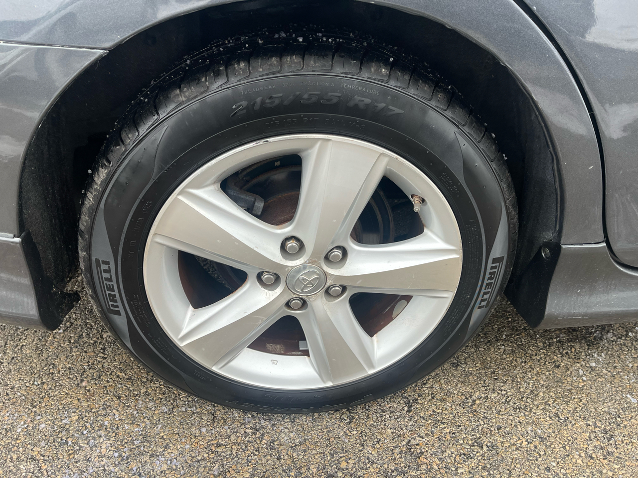 Toyota Camry SE V6 6-Spd AT 2010