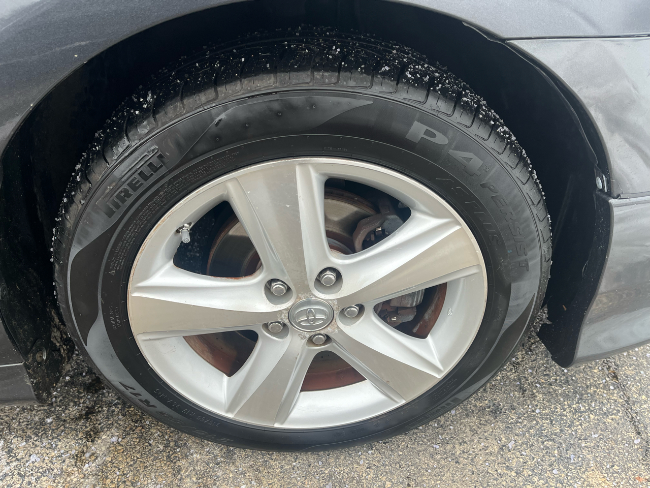 Toyota Camry SE V6 6-Spd AT 2010