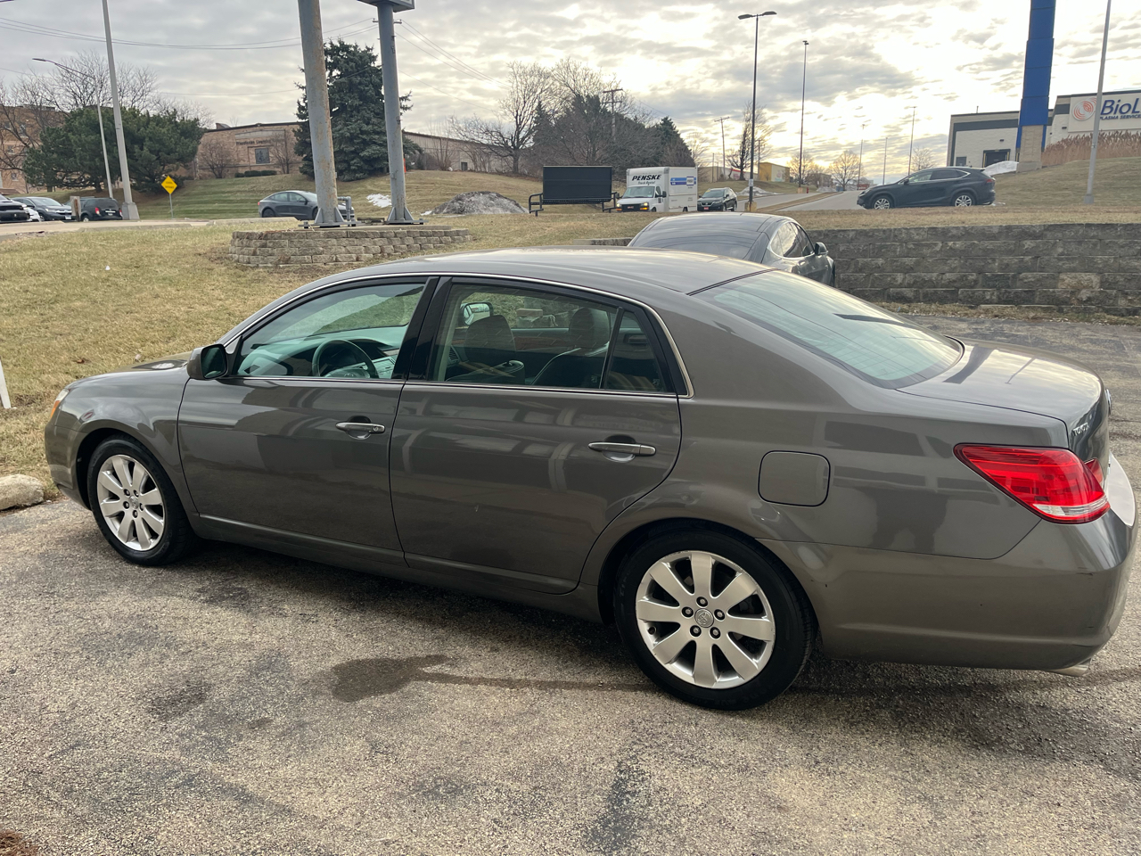 Toyota Avalon XL 2007
