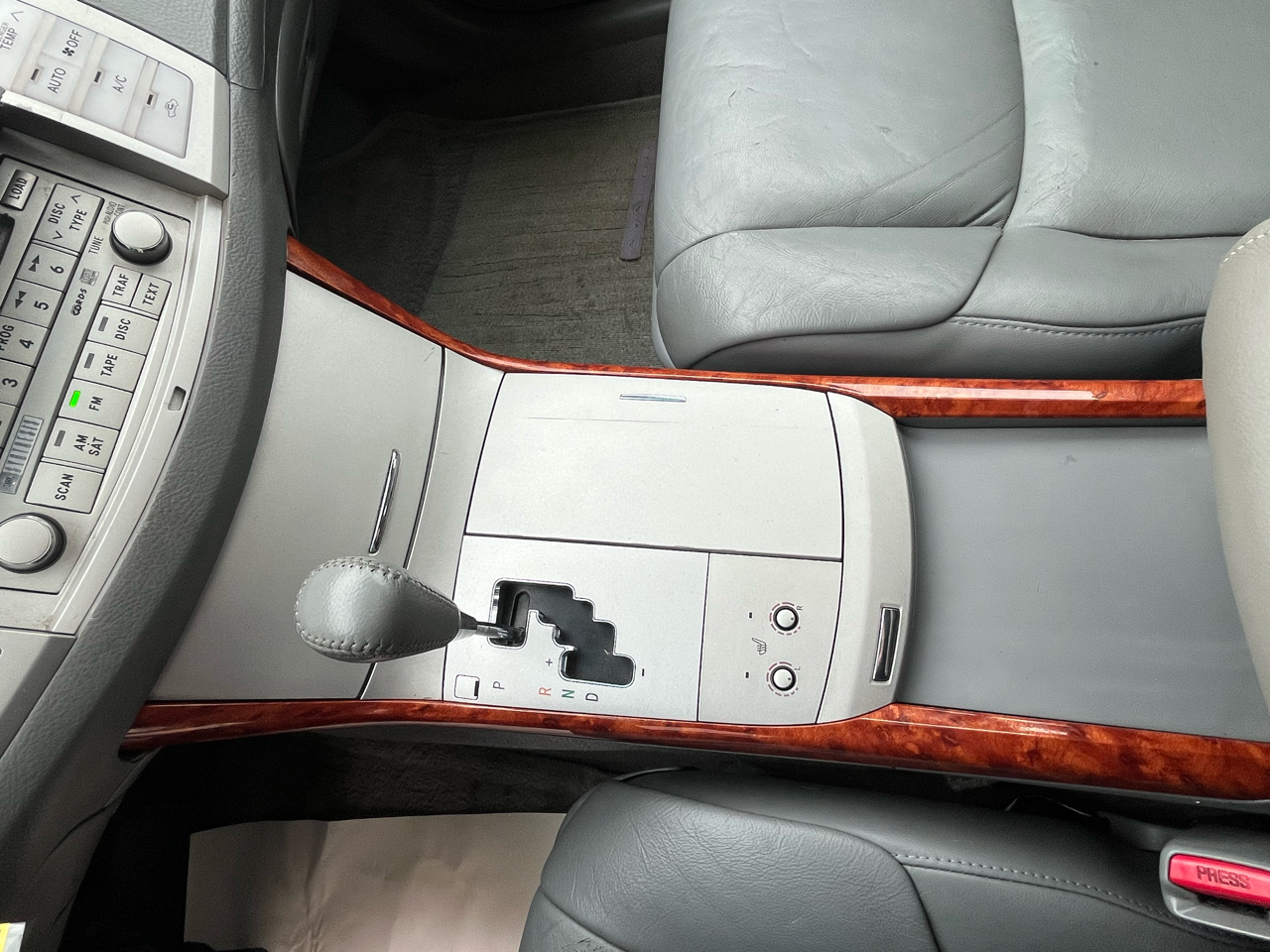 Toyota Avalon XL 2007