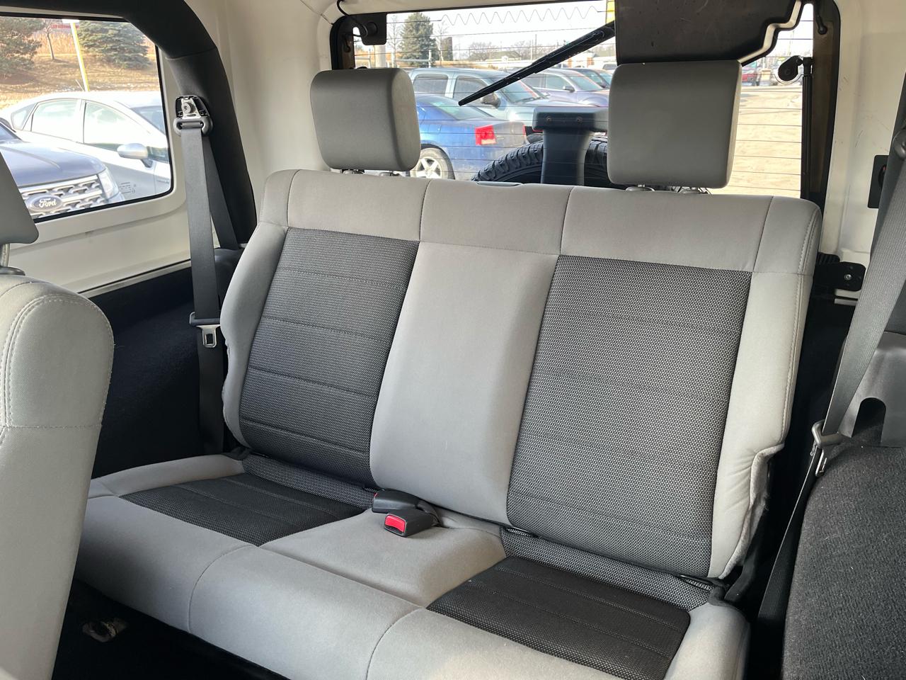 Jeep Wrangler Sport 4WD 2010