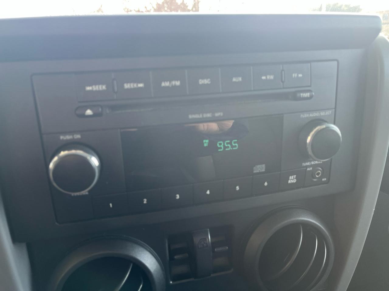 Jeep Wrangler Sport 4WD 2010