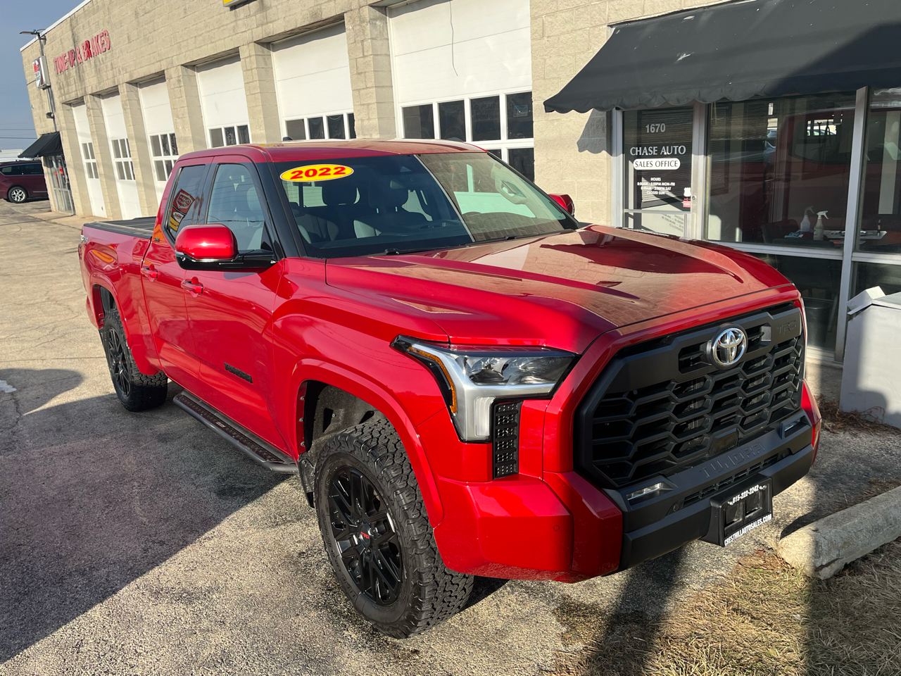 2022 Toyota Tundra SR5's photo