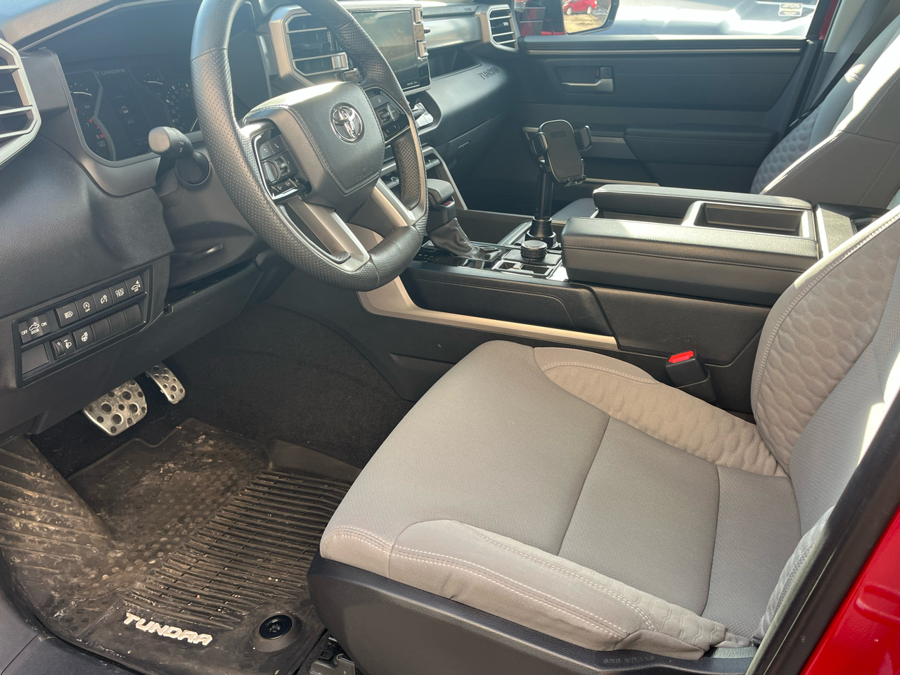 Toyota Tundra SR5 Double Cab 4WD 2022