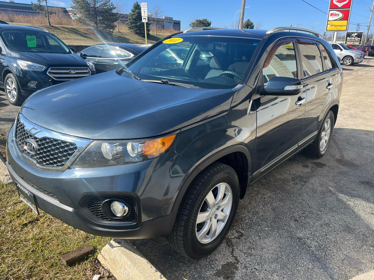 Kia Sorento LX 2WD 2011