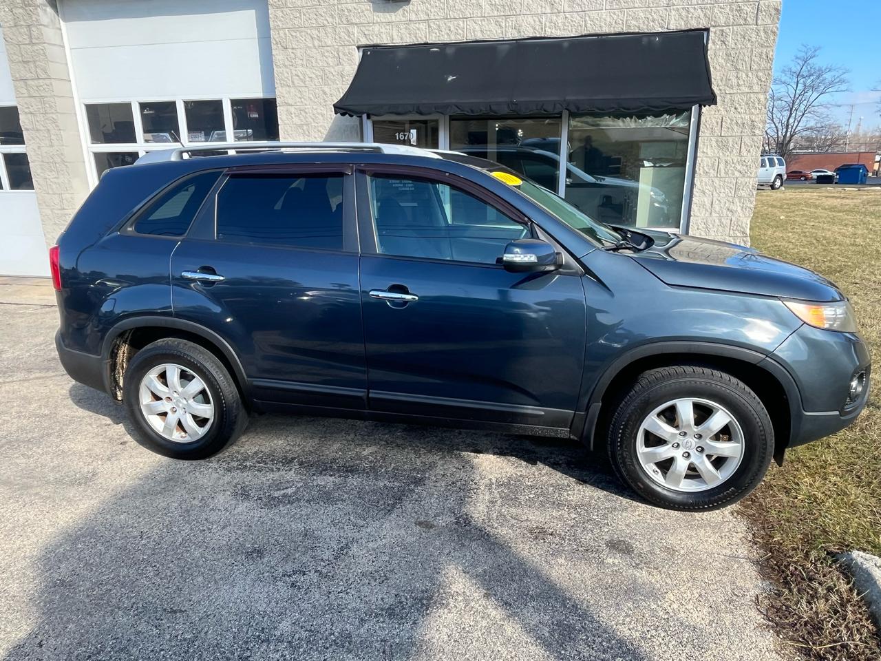 Kia Sorento LX 2WD 2011