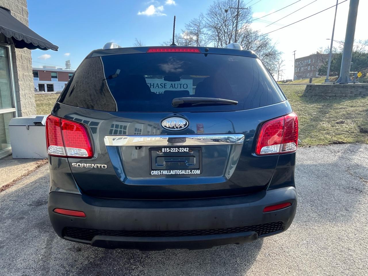 Kia Sorento LX 2WD 2011