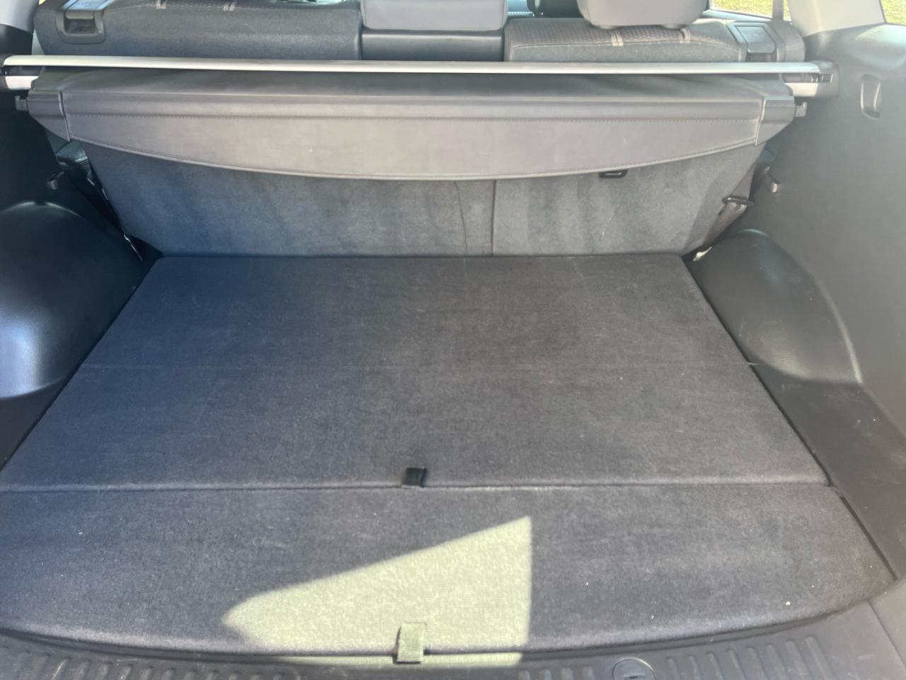 Kia Sorento LX 2WD 2011