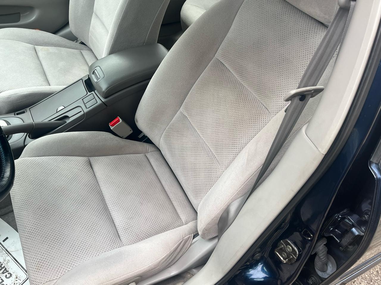 Nissan Maxima GLE 2003