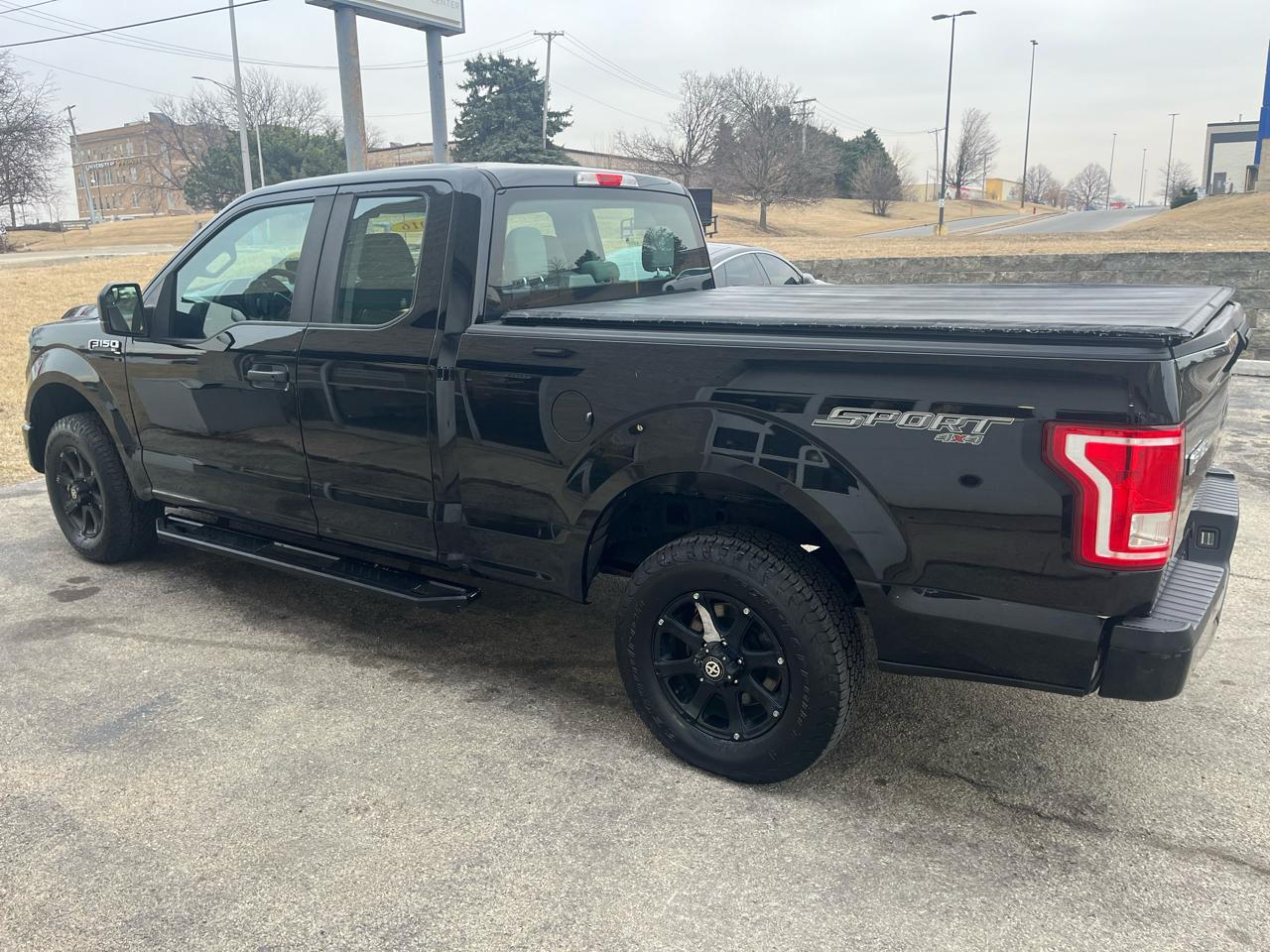 Ford F-150 Lariat SuperCab 8-ft. 4WD 2016