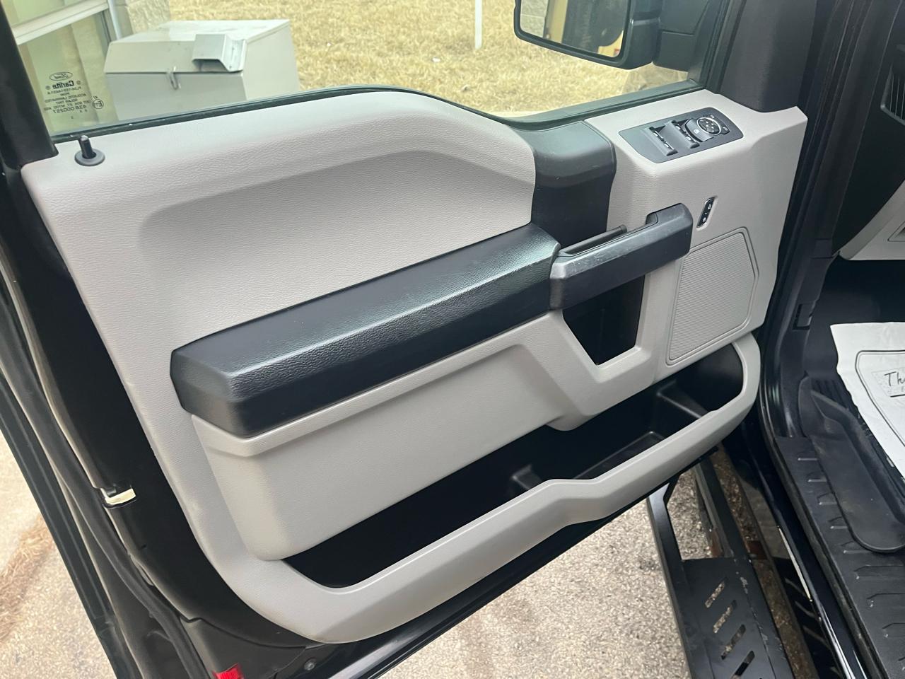 Ford F-150 Lariat SuperCab 8-ft. 4WD 2016