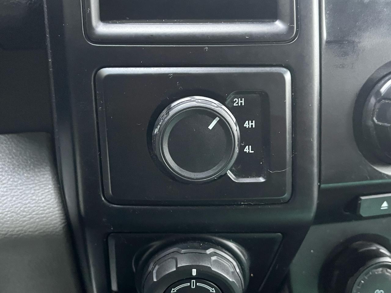 Ford F-150 Lariat SuperCab 8-ft. 4WD 2016