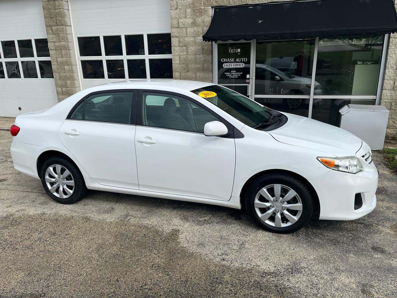 Toyota Corolla LE 4D Sedan 2013