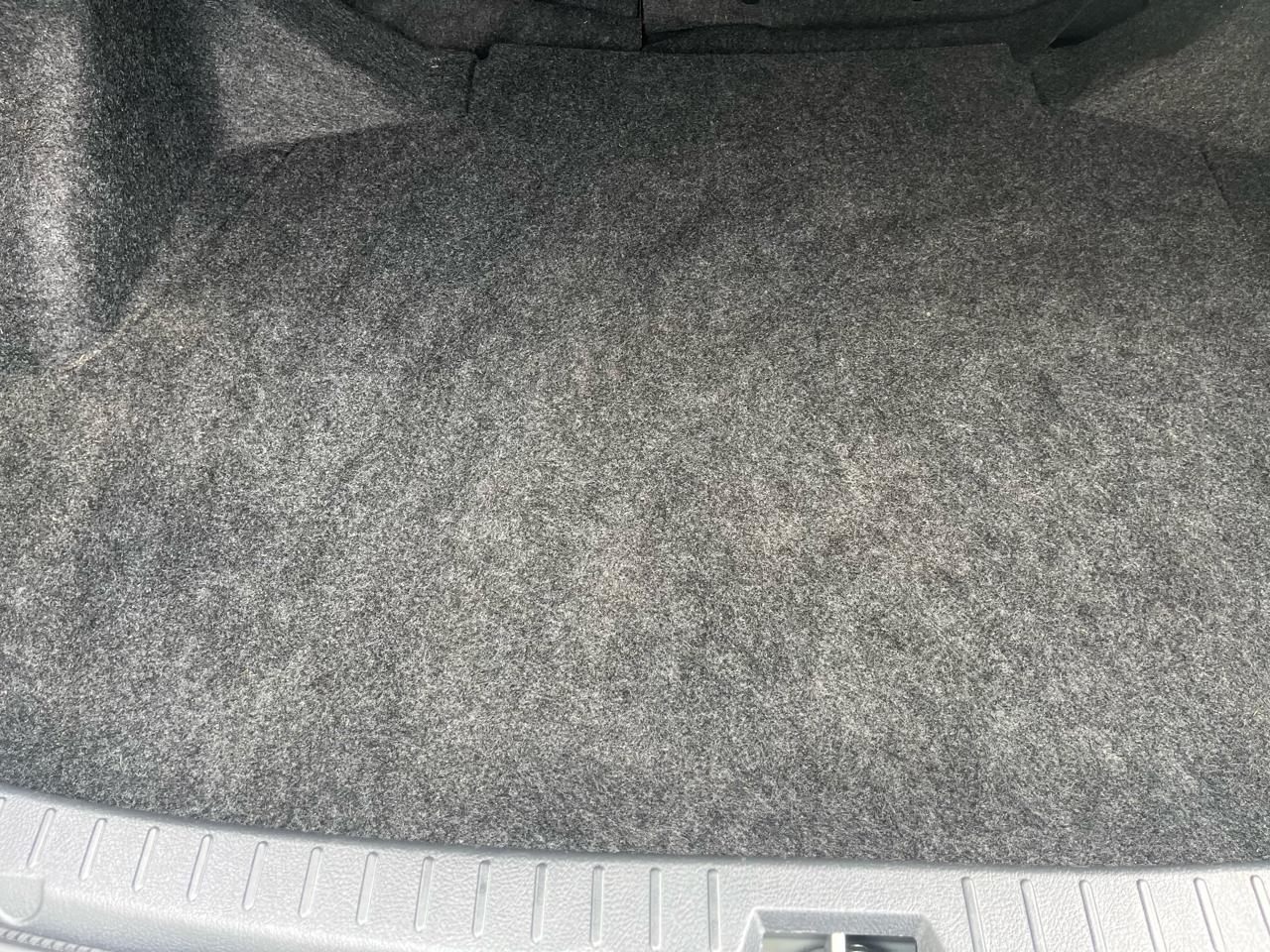 Toyota Corolla LE 4D Sedan 2013