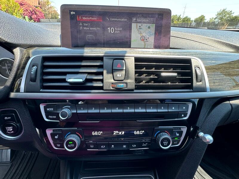 BMW 330i  2018