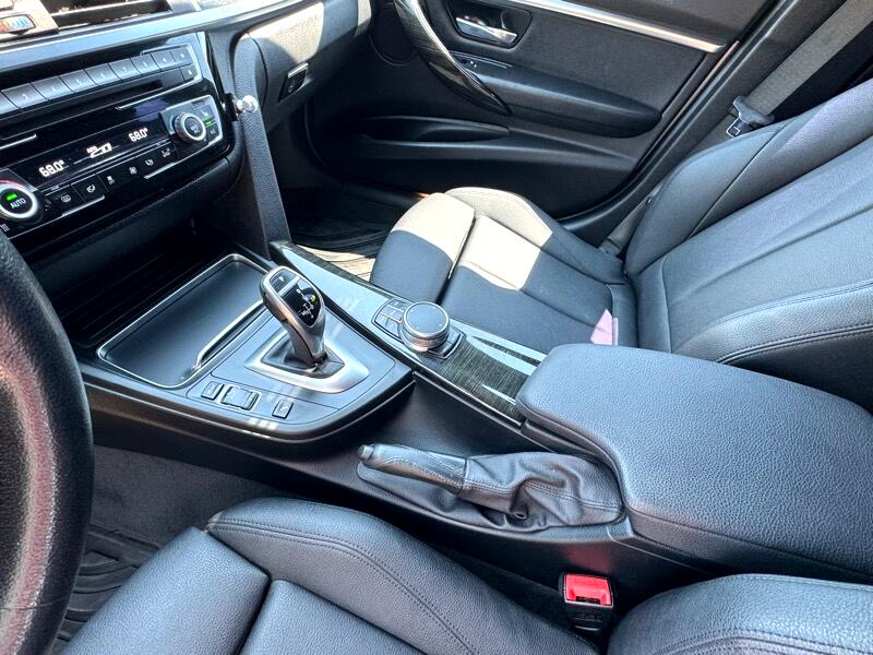 BMW 330i  2018