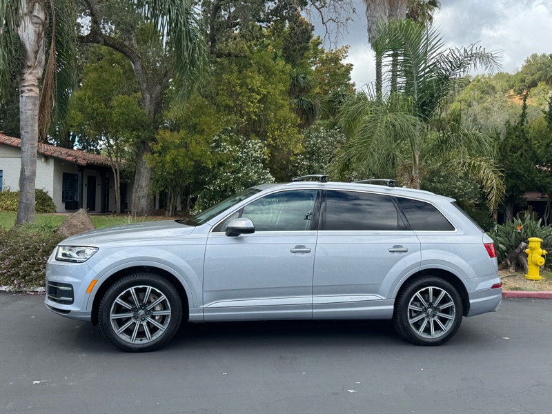 2017 Audi Q7 3.0T Premium Plus photo 2