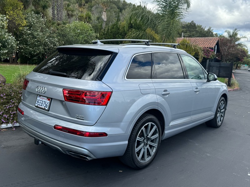 2017 Audi Q7 3.0T Premium Plus photo 5