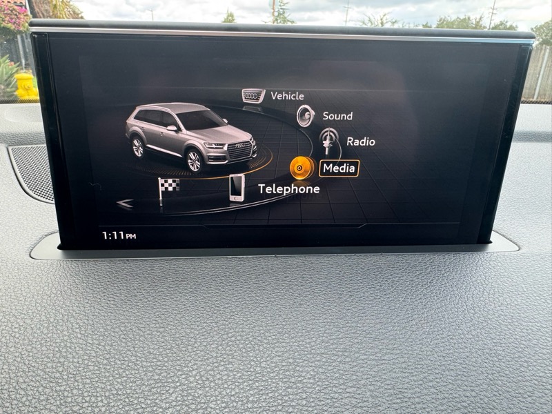 2017 Audi Q7 3.0T Premium Plus photo 16
