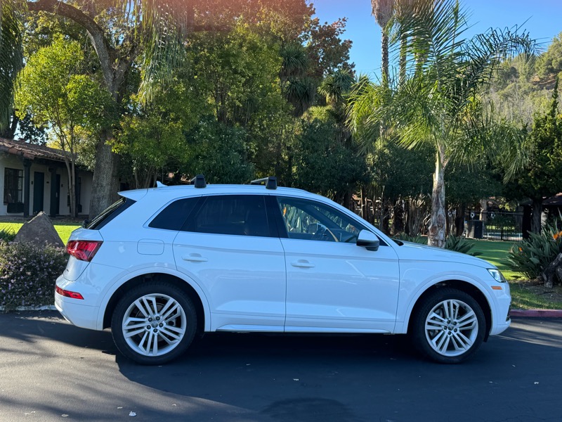 2019 Audi Q5 Premium Plus 45 TFSI photo 4