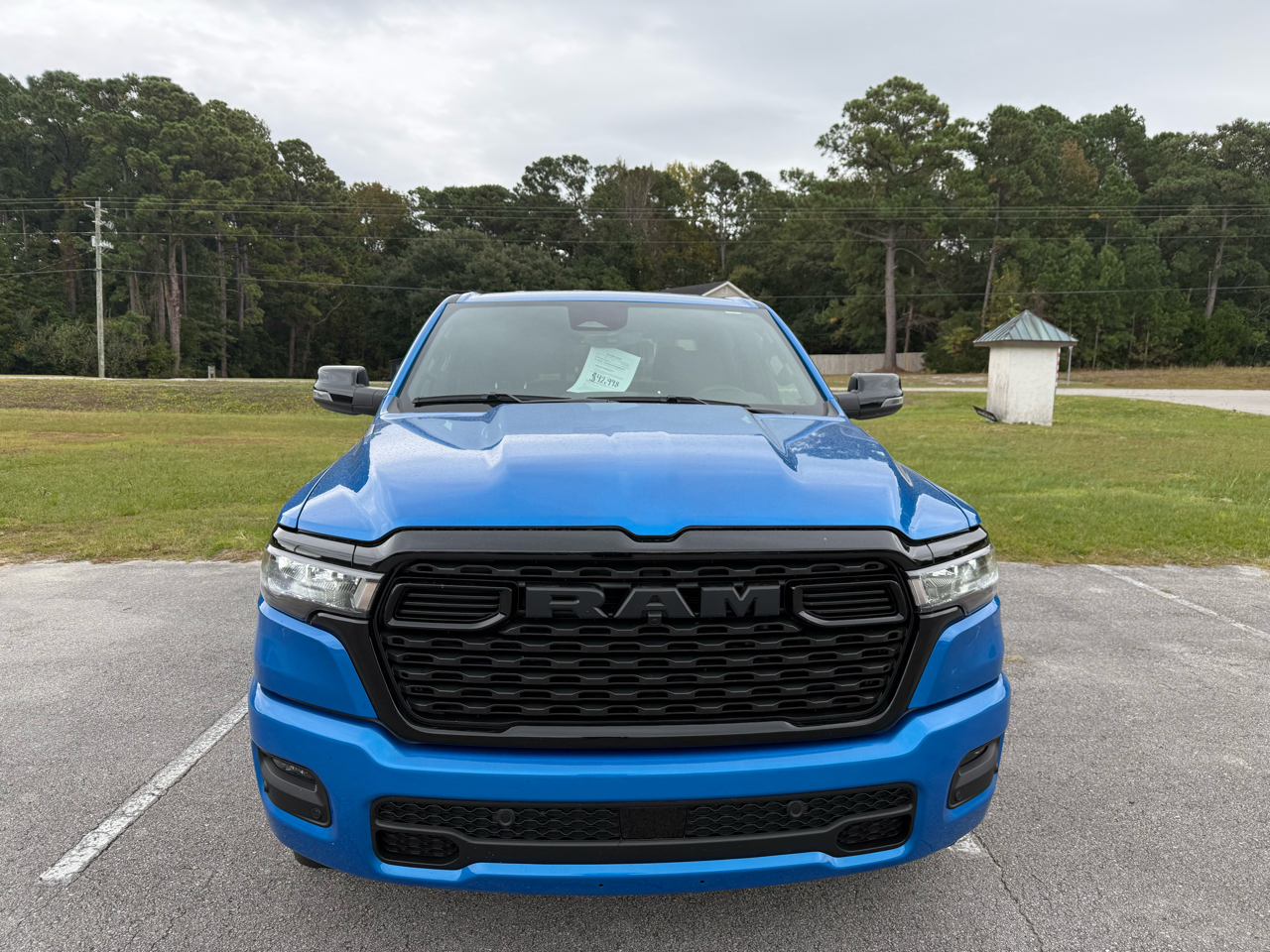 RAM 1500 Big Horn Crew Cab SWB 2WD 2025